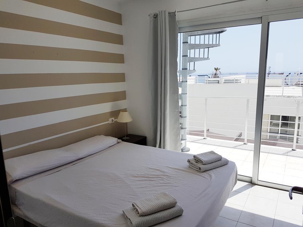 Duplex Apartments Nirvana 칼라오살바헤 외부 사진