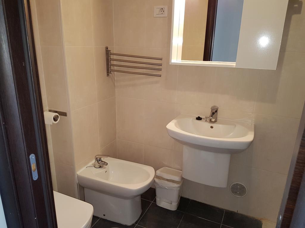 Duplex Apartments Nirvana 칼라오살바헤 외부 사진