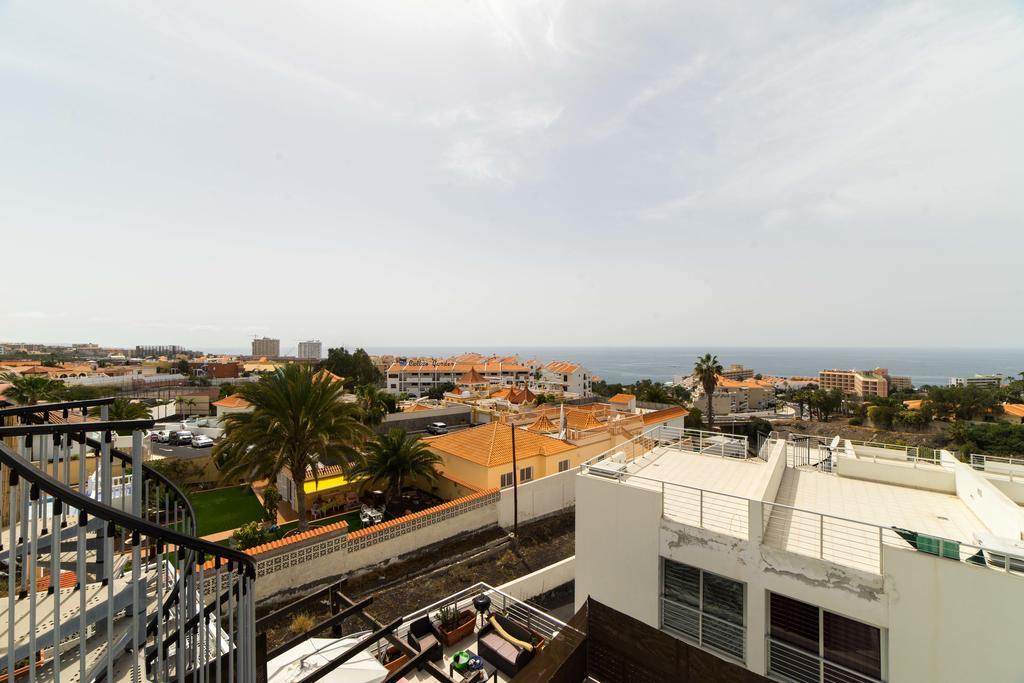 Duplex Apartments Nirvana 칼라오살바헤 외부 사진