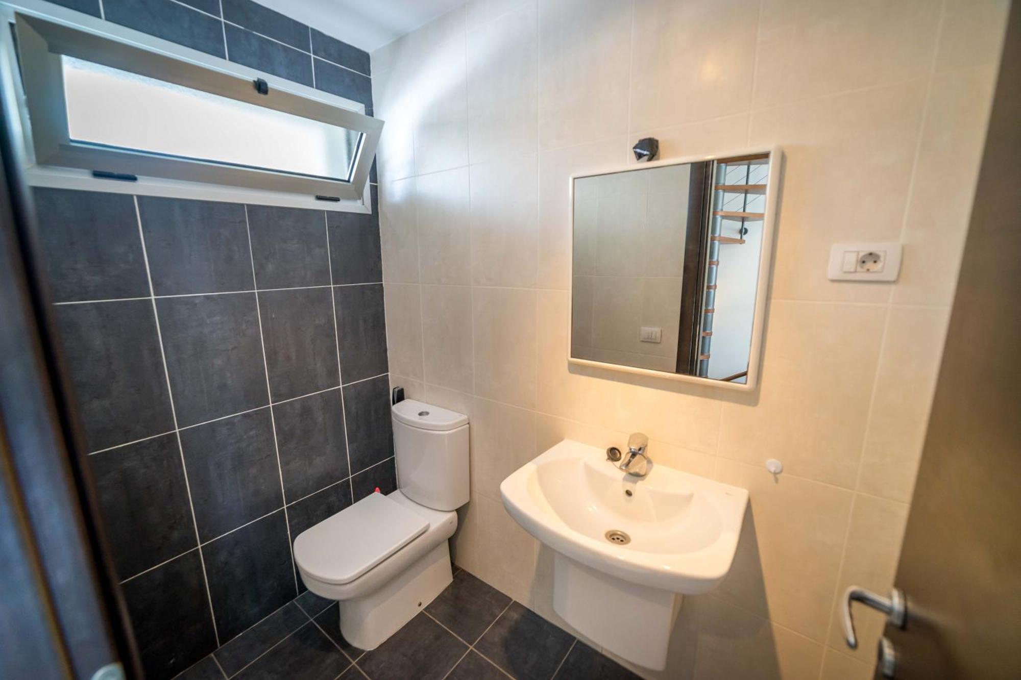 Duplex Apartments Nirvana 칼라오살바헤 외부 사진