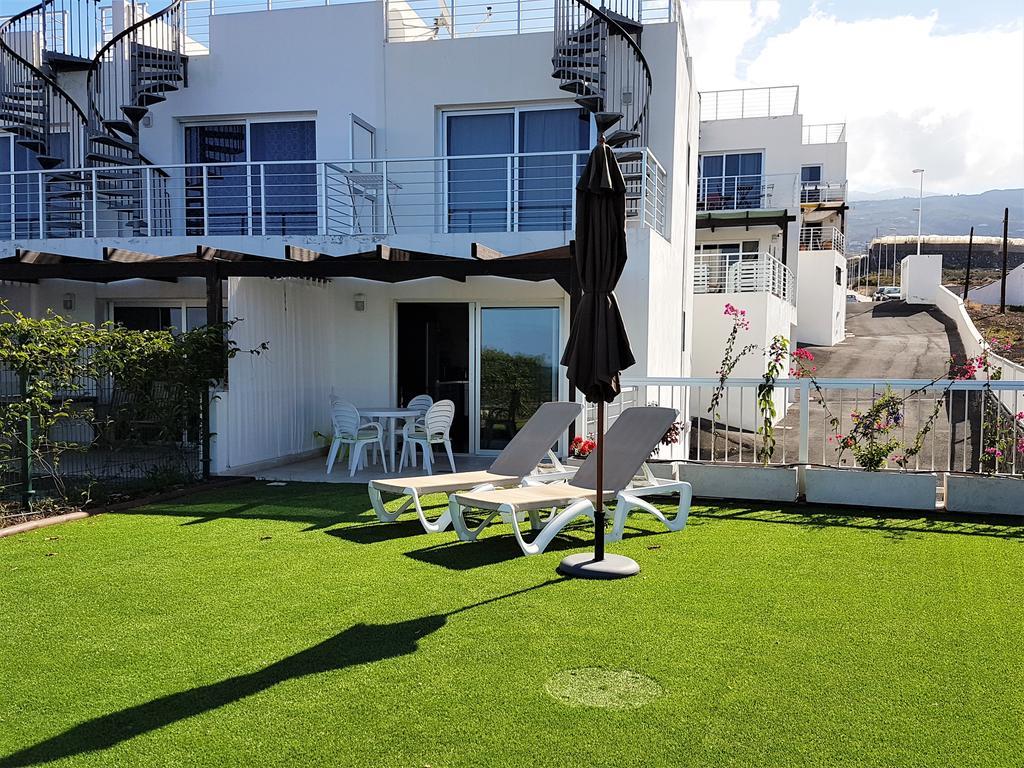 Duplex Apartments Nirvana 칼라오살바헤 외부 사진